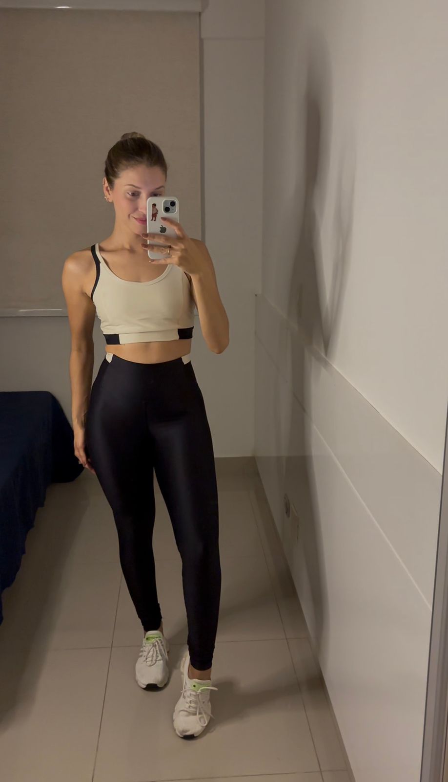 Conjunto Fitness Aura Fit – Off White & Preto