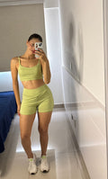 Conjunto Fitness Aura Fit na cor Amarelo