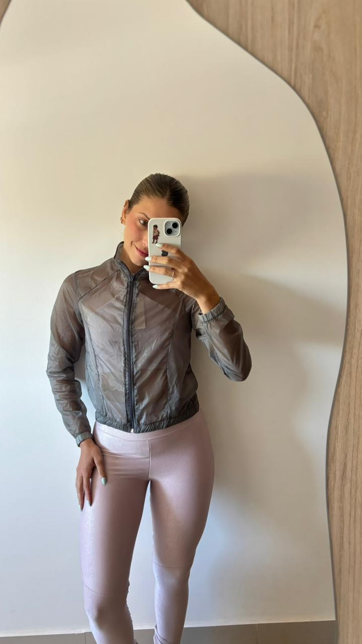 Corta-Vento Aura Fit  ✨
